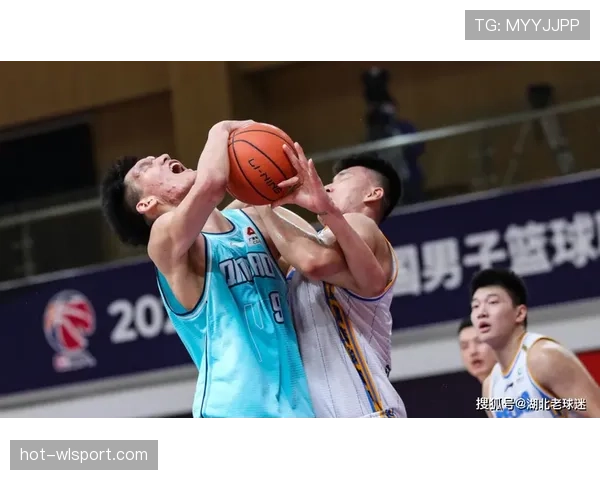 违体犯规是什么意思？规则解析与判罚标准