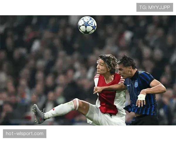 阿贾克斯荷甲竞争力下滑:球队近期表现波动,对联赛竞争格局带来变化 阿贾克斯荷甲竞争力下滑:球队近期表现波动,对联赛竞争格局带来变化